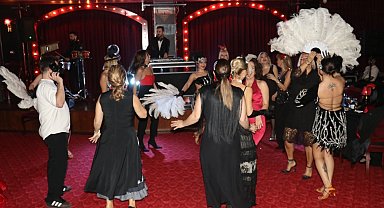 Sanart BUSADER'den 'Moulin Rouge' gecesi