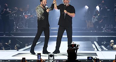 Tarkan ve Cem Yılmaz'dan efsane düet