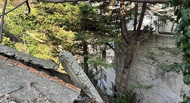 Türkeli'de 7 katlı binada tehlike alarmı: Site tahliye edildi