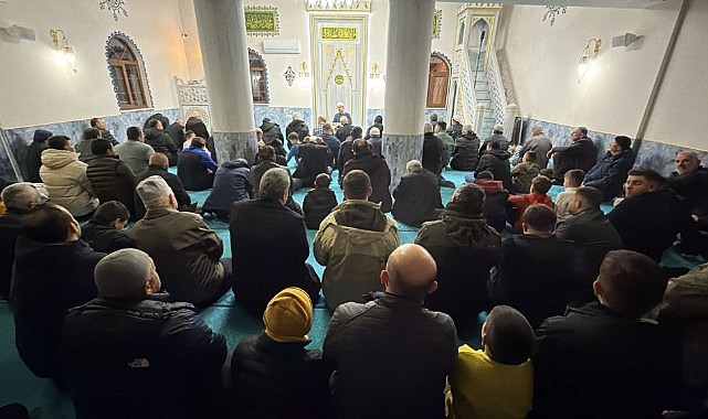 Türkeli Umre ekibi dualarla uğurlandı