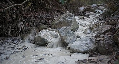 Yenişehir Kirazlıyayla'da binlerce ton kimyasal doğaya karıştı!
