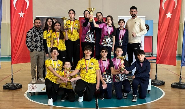 4 takım, 4 kupa, 13 madalya! Türkeli dartta zirvede