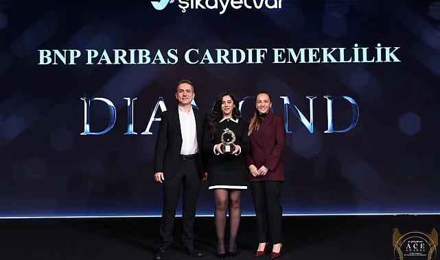 BNP Paribas Cardif, müşteri memnuniyeti başarısını üst üste 3 yıl 1'incilik ödülü alarak taçlandırdı!