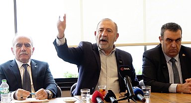 Gürsel Tekin Şile'de partililerle buluştu... "CHP'yi fabrika ayarlarına döndüreceğiz"