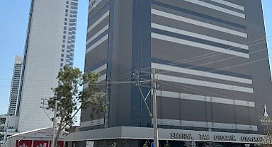 İzmir Büyükşehir açıkladı... Smyrna Otoparkı geçici olarak kepenk indirdi!