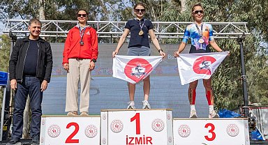 İzmir Duatlonu Türkiye Kupası nefes kesti