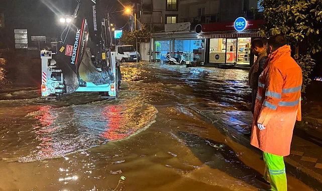Muğla Milas'ta ekipler yoğun yağış ve fırtına nedeniyle 7/24 görev başındaydı