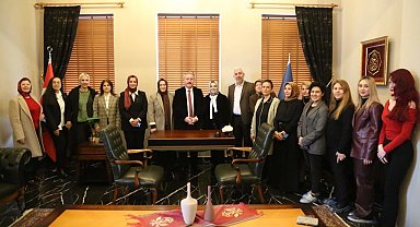 Sanat Melikgazi iki etkinlikle kapılarını açtı