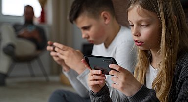 Sosyal medya devlerine KVKK'dan 'çocuk verileri' incelemesi