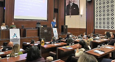 Ankara Keçiören'de belediye personeline sağlık bilinçlendirmesi