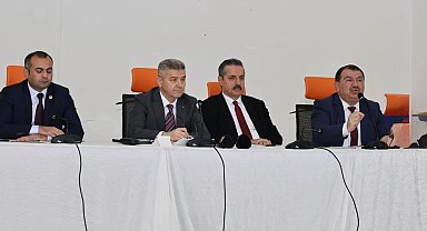 Artvin Valisi Ergün, Şavşatlı muhtarların sorunlarını dinledi