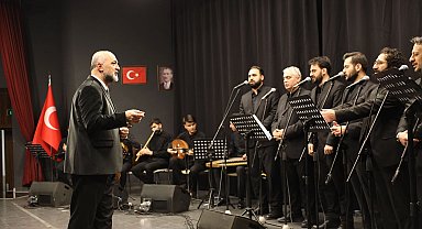 Ayasofya'dan gelen ilahi nağmeler Sakaryalılarla buluştu