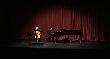 Aybulus ve Şenler'den sanatseverlere müzik ziyafeti