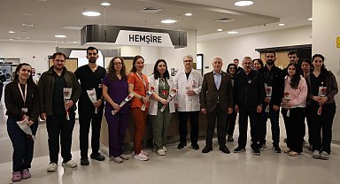 Başkan Bozbey'den sağlık çalışanlarına ziyaret