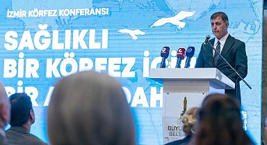 Başkan Tugay'dan Körfez uyarısı: Alg patlaması çağımızın yeni sorunu