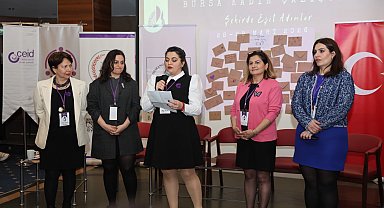 Bursa Osmangazi'de kadın çalıştayı ile geleceğe yön verildi