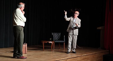 Bursa Osmangazi'de perde Orhan Kemal için açıldı