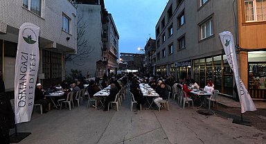 Bursa Osmangazi'de Ramazan'ın son sofrası Gülbahçe'de kuruldu