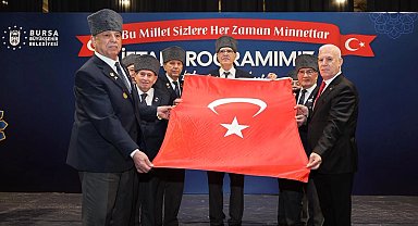 Bursa'da şehit aileleri ve gaziler Büyükşehir'in kardeşlik sofrasında buluştu