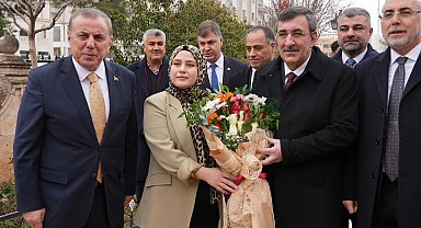 Cumhurbaşkanı Yardımcısı Cevdet Yılmaz, Mardin Midyat'ta yatırımları tanıttı