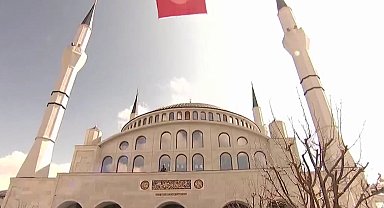 Erdoğan: Değerlerimizi ihya etmeyi sürdüreceğiz