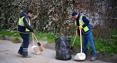 İzmir Bornova'da mahalle mahalle temizlik seferberliği