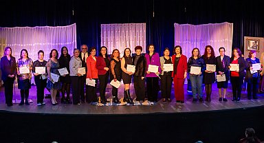 İzmir Narlıdere'de dayanışma ve sanat buluştu