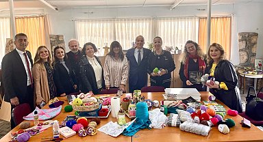 İzmir'de huzurevinde duygu dolu gün