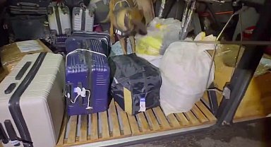 Malatya'da yolcu otobüsünde 11 kilogram metamfetamin yakalandı