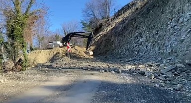 Türkeli’de heyelan mesaisi