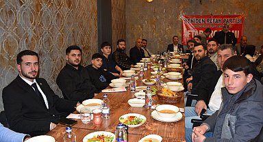 Yeniden Refah Partisi Yunusemre Teşkilatı iftarda buluştu