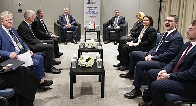 Bakan Tekin OECD Zirvesi'nde