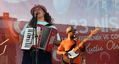 Bursa Osmangazi'de Çocuk Bayramı karnaval havasında kutlandı