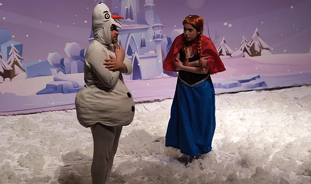 Bursa Yıldırım'da çocukların tiyatro keyfi