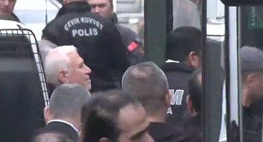 Bursa'da Mustafa Bozbey ve 57 şüpheli adliyede