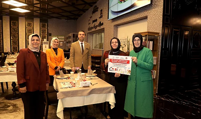 Gaziantep'te koruyucu aile farkındalığı için yemek altlıkları tanıtıldı