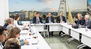 İzmir'in 8 bin 500 yıllık hazinesi masaya yatırıldı