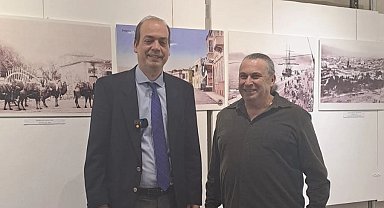 İzmirli koleksiyoner Mert Rüstem'den Yunanistan'da dördüncü sergi Atina'da