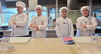 Kocaeli'de genç şef adayları, işi ustasından öğrendi