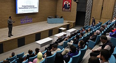 Kütahya'da belediye personeline 'etkili iletişim' eğitimi