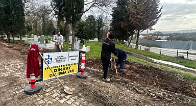 Pelitli Mezarlığı'nda tel çit ve panel uygulaması