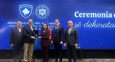Rifat Hisarcıklıoğlu Kosova Cumhurbaşkanlığı Liyakat Madalyası