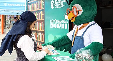 Roman kahramanları İzmit sokaklarında