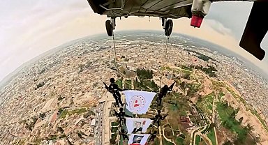 Şanlıurfa'da kurtuluşun 106. yılına özel gösteri