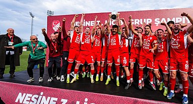 Sebat Gençlik Spor şampiyonluk kupasına kavuştu