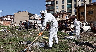 Sivas'ta izinsiz atık alanlarına müdahale