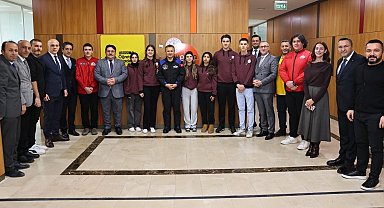 Türkiye Uzay Ajansı Başkanı Sakarya'da öğrencilerle buluşuyor