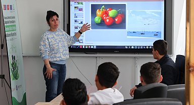 YEŞİLAY İzmir'den çocuklara dijital farkındalık eğitimi