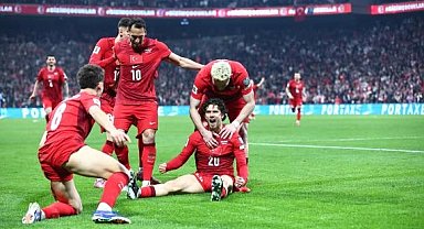 A Millilerden FIFA öncesi iki özel prova