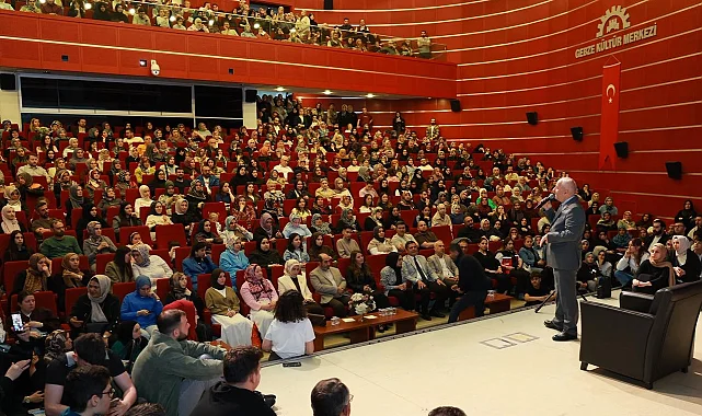 Gebze'de 'Ailenin İçinde Saklı Cennet' söyleşisine yoğun ilgi